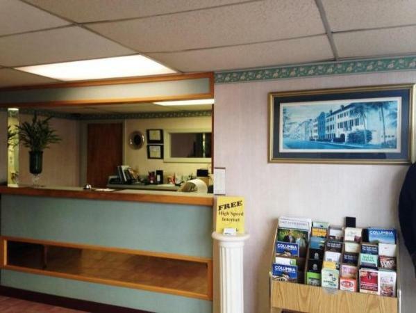 Royal Inn Columbia/Fort Jackson Extérieur photo